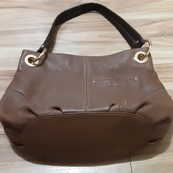 B. Makowsky Brown Leather Shoulder Bag. - Picture 4 of 15